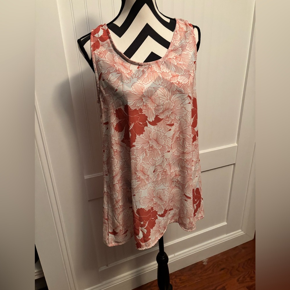 Agnes & Dora Rust and White Floral Drape Tank Top NWT